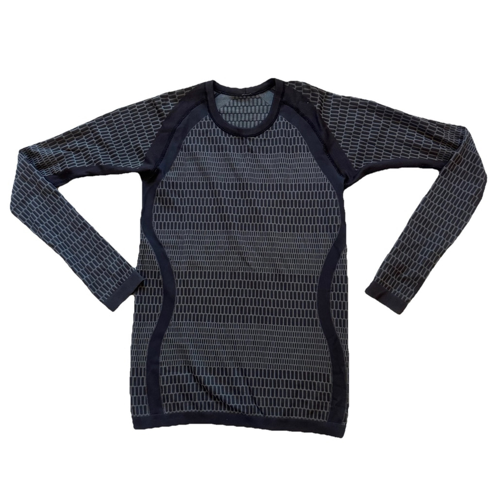 Lululemon Tee All About That Base Long Sleeve Women Sz:8 Black Slate Gray